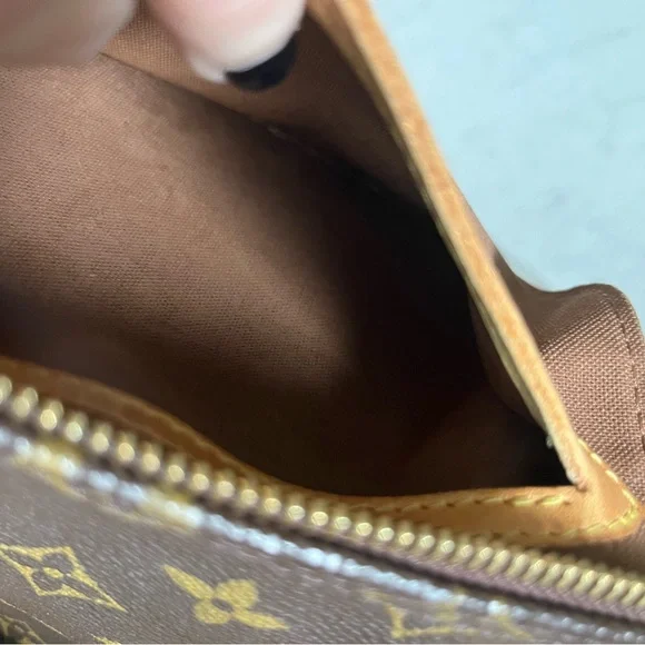 Louis Vuitton Immaculate Speedy 35 - Picture 11 of 14